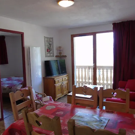 Cosy 2 Pieces + Cabine, 6 Pers., Proche Telesieges, Commerces, Avec Balcon Et Equipement Complet - Fr-1-561-28 * Valfrejus