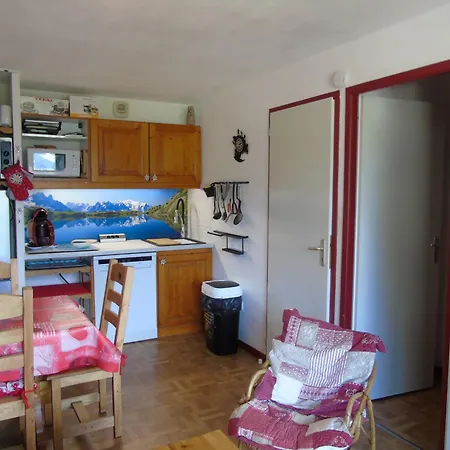 Apartment Cosy 2 Pieces + Cabine, 6 Pers., Proche Telesieges, Commerces, Avec Balcon Et Equipement Complet - Fr-1-561-28